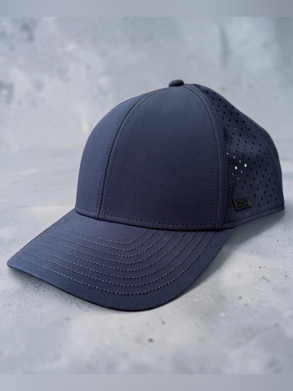 MELIN A Game Icon Hydro Performance Snapback Hat Sz XL Black Cap Structured NWT